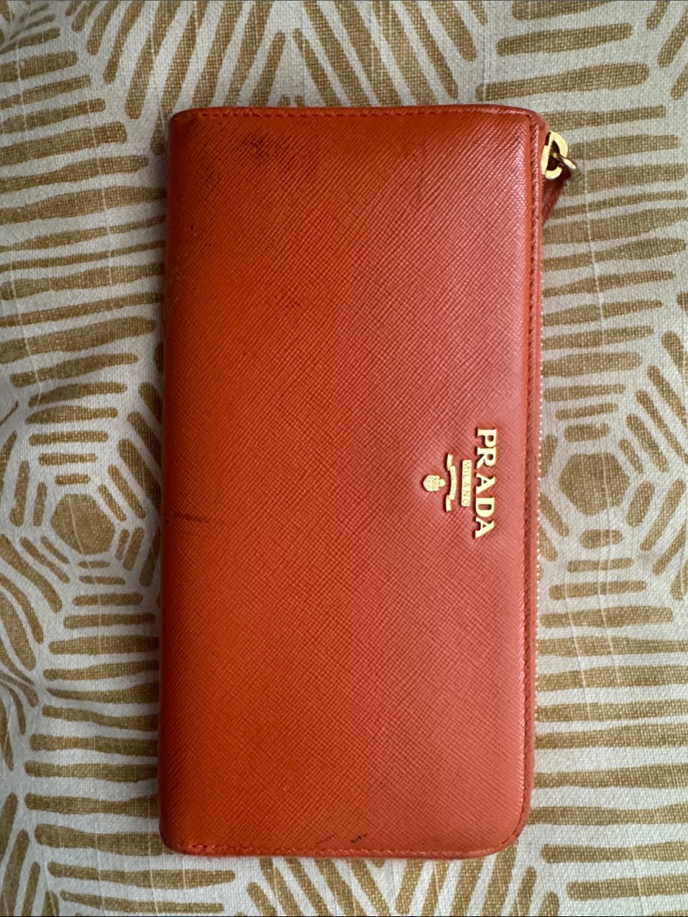 Prada Portafoglio Lampo Papaya Auburn Saffiano Leather Zip Around Wallet